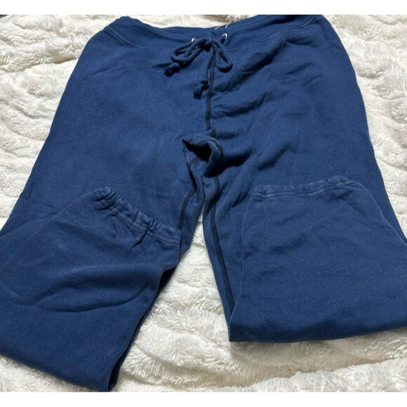 Skims Lightweight Fleece Shrunken Jogger in Washed Navy, Size small - Picture 4 of 4